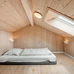 Aurelie - From The Sea By Interhome