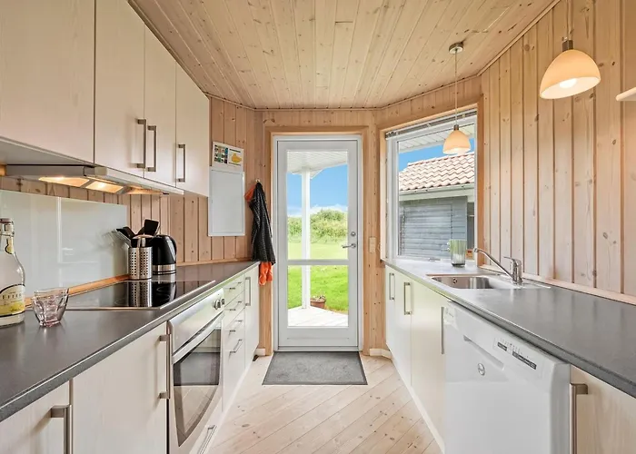 Aurelie - From The Sea By Interhome